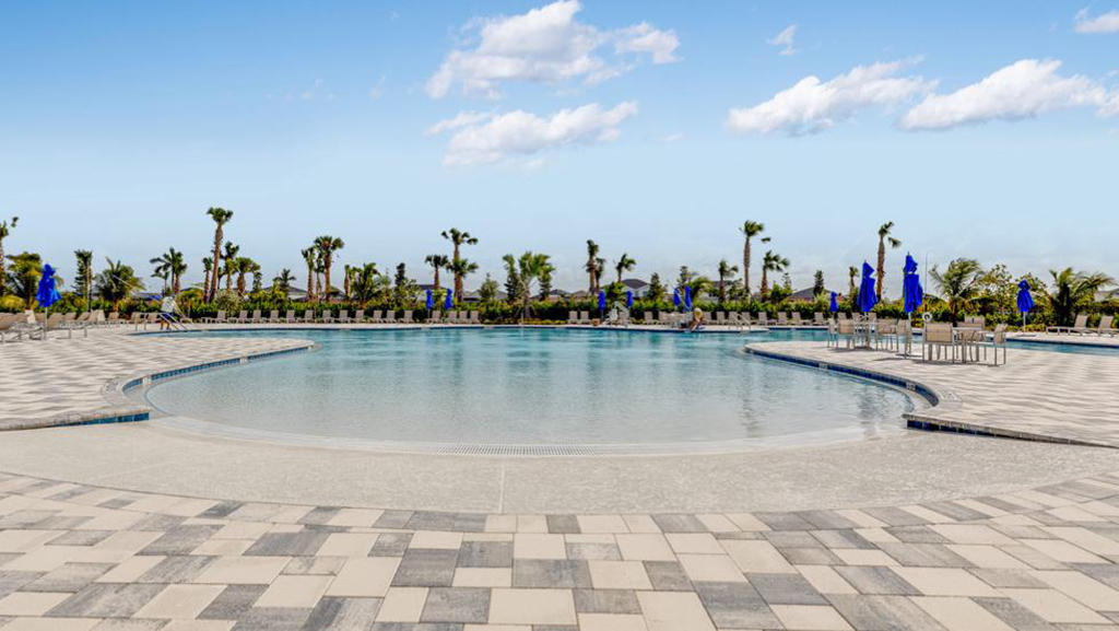 hj-fl-Sarasota-treasure-coast-central-park-12600-roma-circle-community-pool-area-01_1024x576