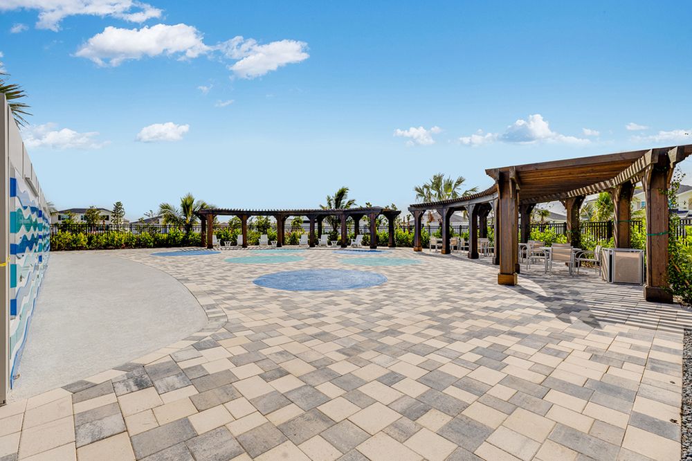 hj-fl-Sarasota-treasure-coast-central-park-12600-roma-circle-community-pool-area-03_1024x576