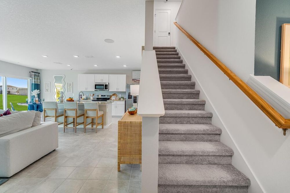 hj-fl-orlando-aden-south-at-westview-maple-coridoor-to-stair-001_preview_download