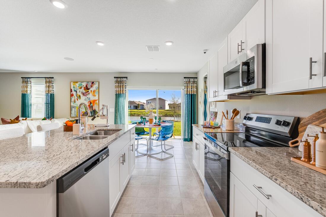 hj-fl-orlando-aden-south-at-westview-maple-kitchen-to-dining-area-002_preview_download