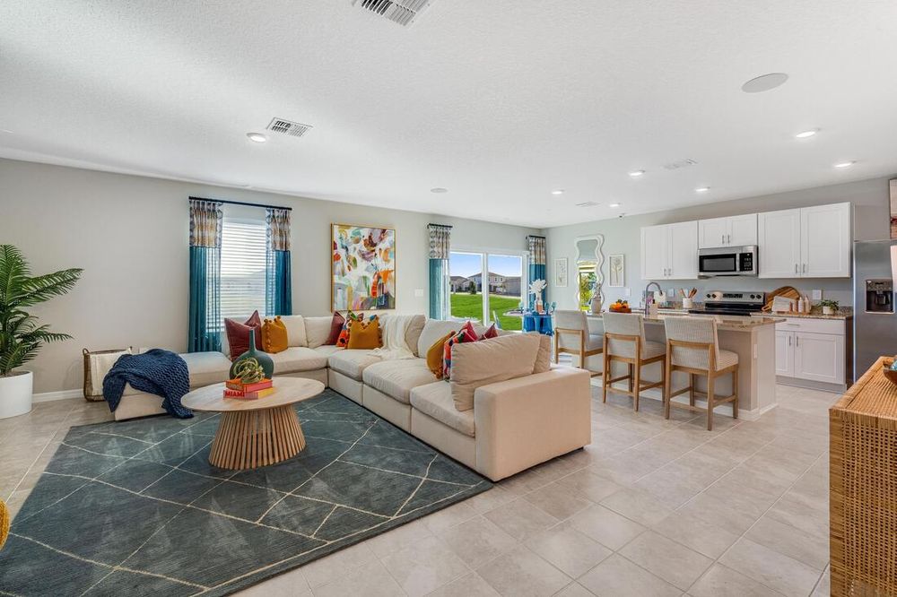 hj-fl-orlando-aden-south-at-westview-maple-tv-lounge-to-kitchen-001_preview_download