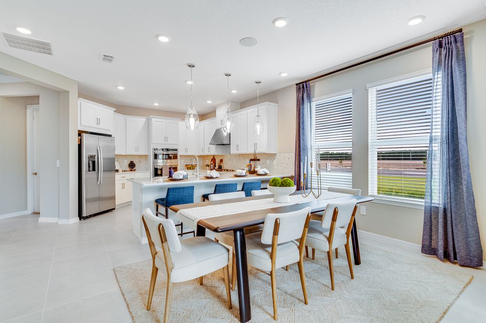 hj-fl-orlando-the-waters-at-center-lake-ranch-anastasia-1224teal-creek-diningroom-to-kitchen-02