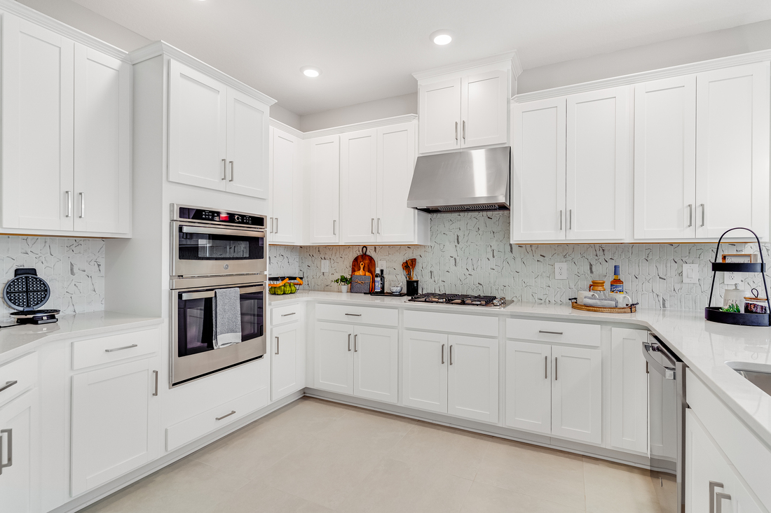 hj-fl-orlando-the-waters-at-center-lake-ranch-anastasia-1224teal-creek-kitchen-03