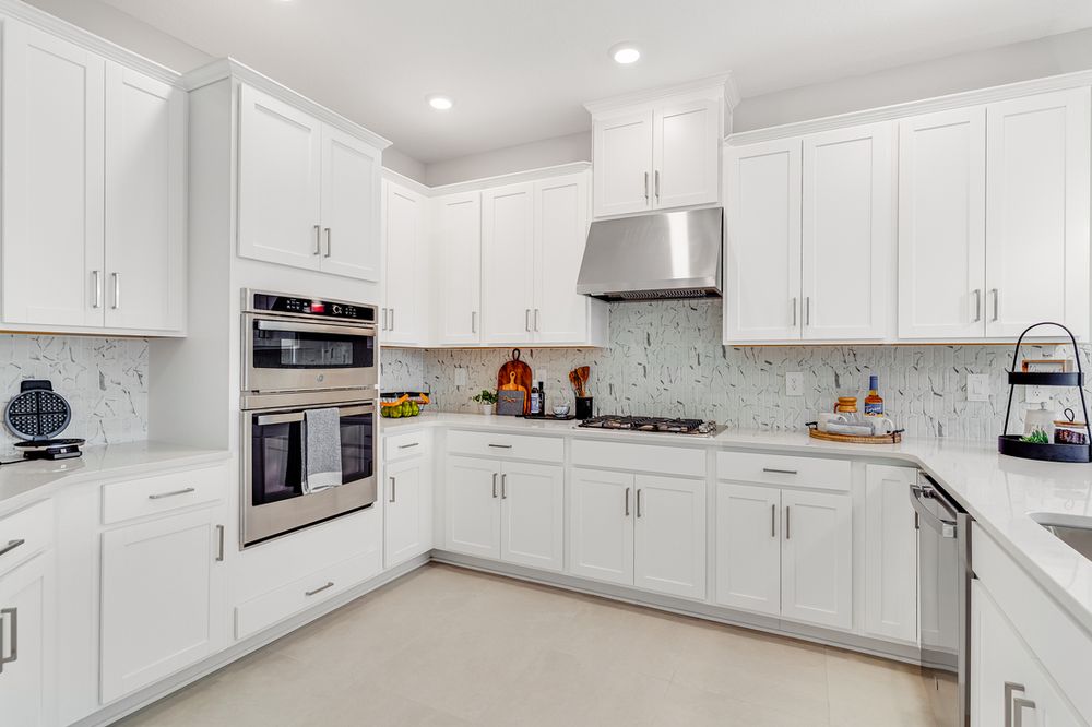 hj-fl-orlando-the-waters-at-center-lake-ranch-anastasia-1224teal-creek-kitchen-03