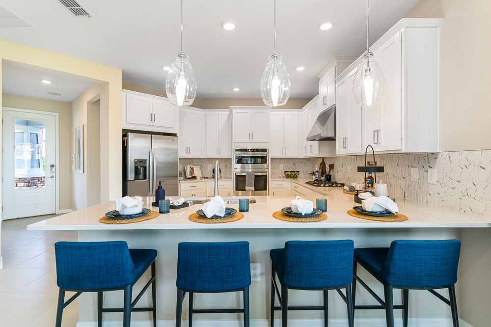 hj-fl-orlando-the-waters-at-center-lake-ranch-anastasia-1224teal-creek-kitchen-04