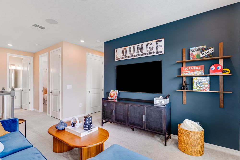 hj-fl-orlando-the-waters-at-center-lake-ranch-anastasia-1224teal-creek-tv-lounge-03