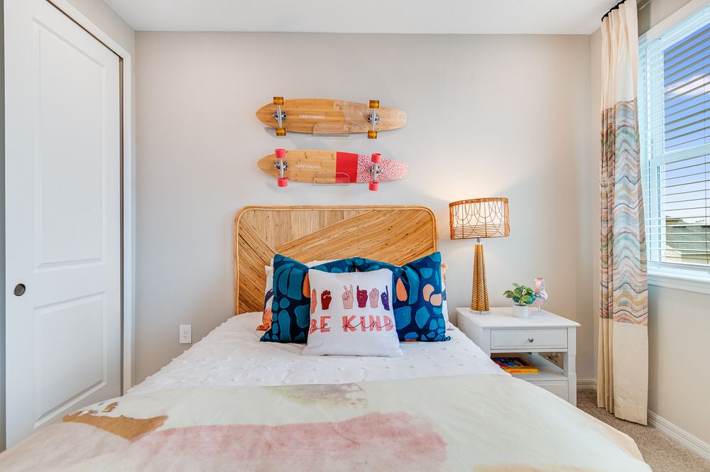 hj-fl-orlando-the-waters-at-center-lake-ranch-baldwin-5269kildare-bedroom-02