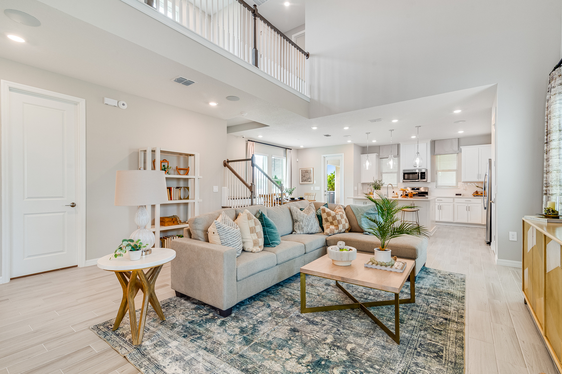 hj-fl-orlando-the-waters-at-center-lake-ranch-baldwin-5269kildare-livingroom-to-kitchen-02