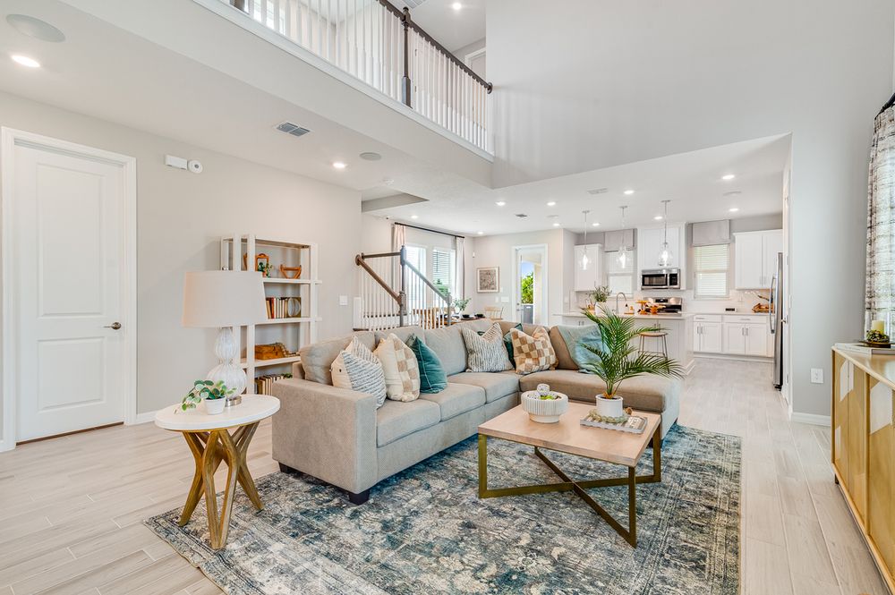 hj-fl-orlando-the-waters-at-center-lake-ranch-baldwin-5269kildare-livingroom-to-kitchen-02