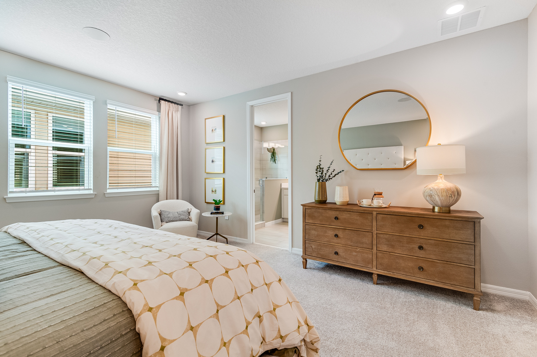 hj-fl-orlando-the-waters-at-center-lake-ranch-baldwin-5269kildare-master-bedroom-04