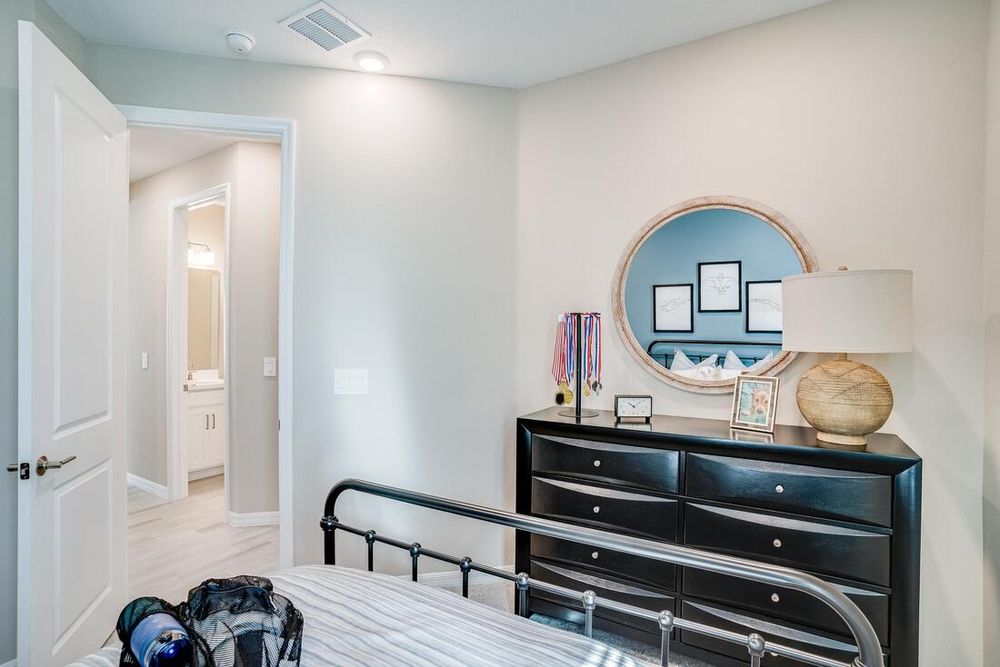 hj-fl-orlando-the-waters-at-center-lake-ranch-grenada-1218teal-creek-bedroom-004