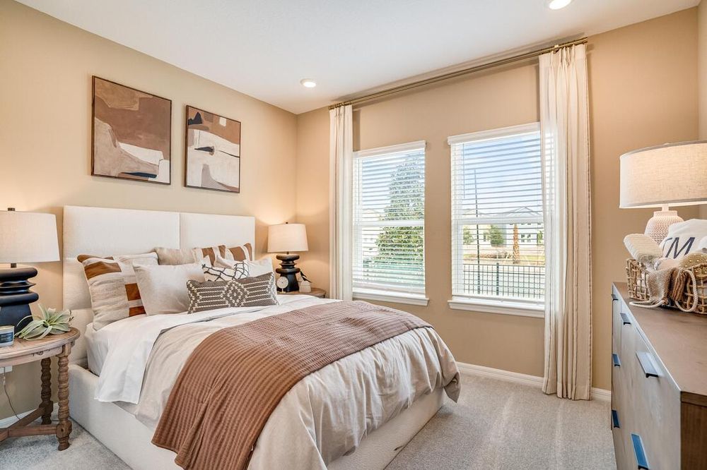 hj-fl-orlando-the-waters-at-center-lake-ranch-grenada-1218teal-creek-bedroom-005