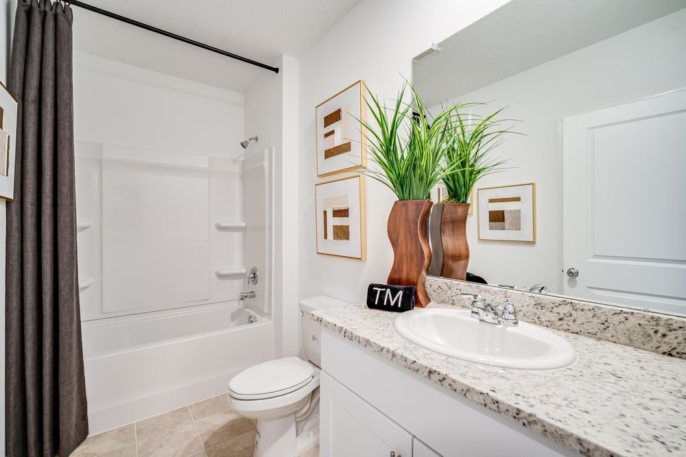 hj-fl-tampa-rc-0110-palmwind-magnolia-bathroom-002