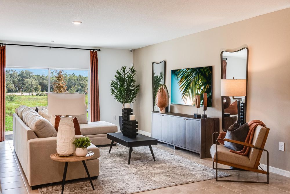 hj-fl-tampa-rc-0110-palmwind-magnolia-tv-lounge-002