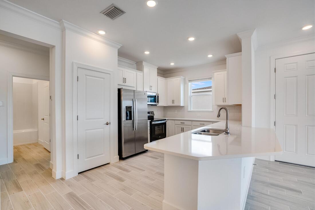 hj-fl-tampa-the-cove-at-west-port-tobagolot115-kitchen-004