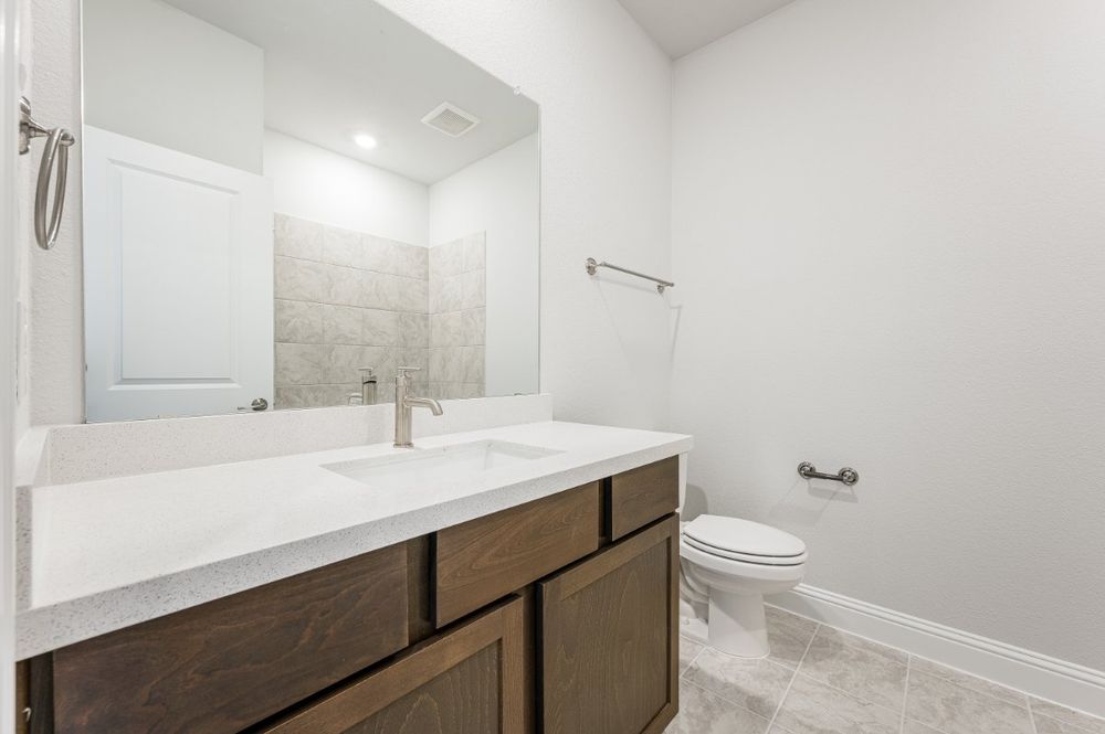 hj-tx-dallas-the-ridge-at-northlake-amber-bathroom-003