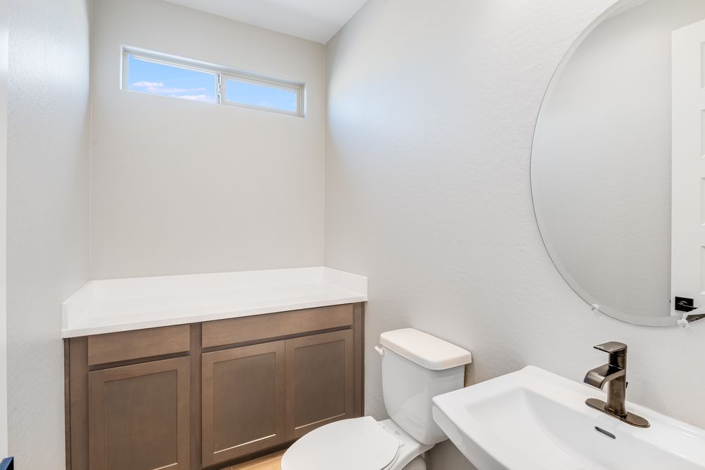 hjazavondale45RM45bathroom01jpg