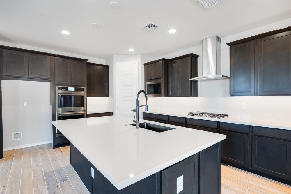 hjazavondale45RM45kitchen01jpg